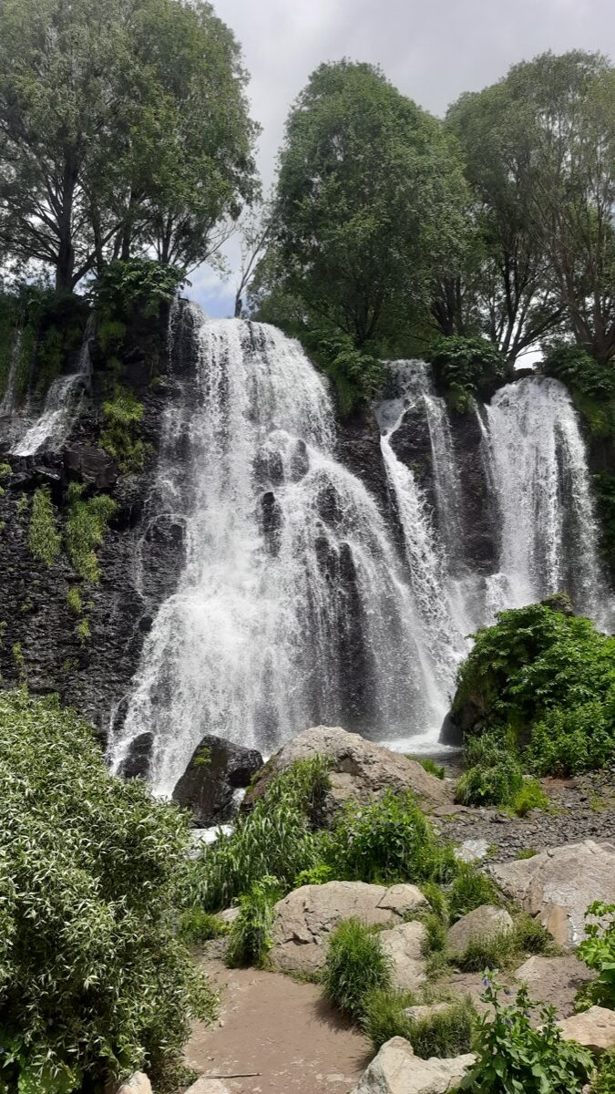 Водопад Шаки