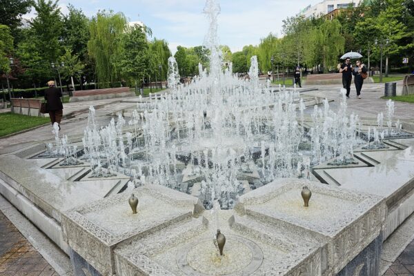 Розовый город. Священный Эчмиадзин
